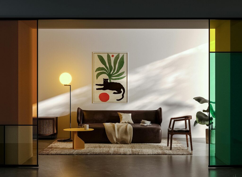 Nowoczesny salon mid-century modern z kolorowymi szklanymi panelami, brązową skórzaną sofą i designerską lampą